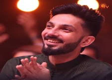 மூச்சு விடமால்  வேகமாக பாடிய அனிருத்