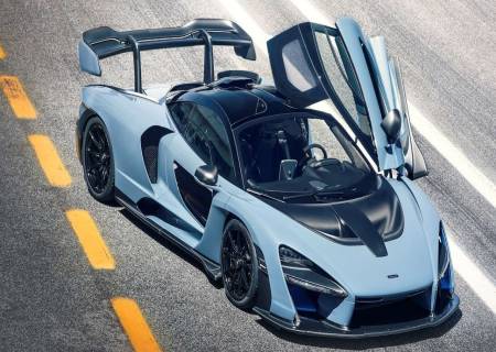 அஜித் ,ரோல் மாடல் நினைவாக ரூ.15 கோடிக்கு கார் வாங்கினார்.