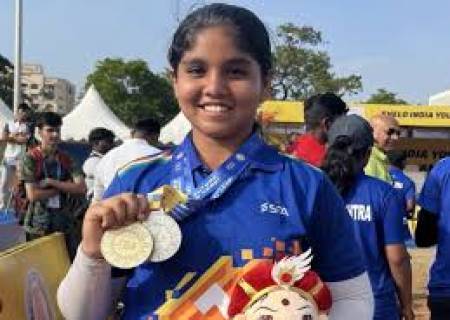 யூத் உலக வில்வித்தை சாம்பியன்ஷிப் ஷர்வாரி வெற்றி பெற்று, தங்கப்பதக்கம் வென்றார்.