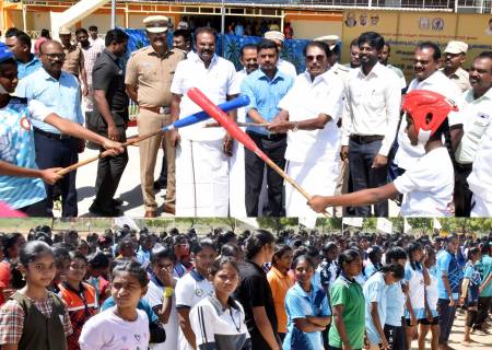 முதலமைச்சர் கோப்பைக்கான மாவட்ட அளவிலான விளையாட்டு போட்டிகளை அமைச்சர் அவர்கள் தொடங்கி வைத்தார்.