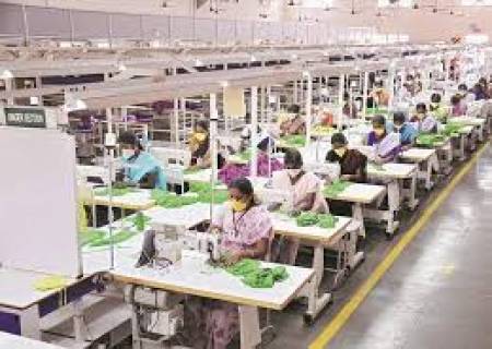 திருப்பூர், நொய்டா மற்றும் சூரத்தில் உள்ள ஜவுளித் தொழிற்சாலைகள் உற்பத்தியை நிறுத்திய ஏற்றுமதியாளர்கள் .