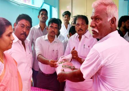 உங்களுடன் ஸ்டாலின் திட்டத்தின் கீழ், அருப்புக்கோட்டை ஊராட்சி ஒன்றியம், பந்தல்குடி ஊராட்சியில் நடைபெற்ற சிறப்பு முகாம் .