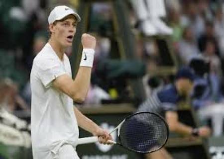 டென்னிஸ் போட்டியில் சிறந்து விளங்கும் வீரர்களுக்கான தரவரிசை பட்டியலில் ஜானிக் சின்னர் 'நம்பர்-1' .