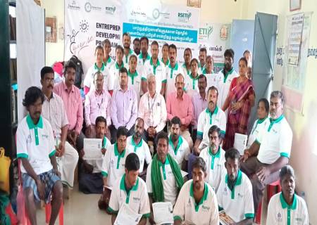 மாற்றுத்திறனாளிகளுக்கு  தொழில் முனைவோர் பயிற்சி சான்றிதழ் வழங்கும் விழா