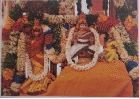 அருள்மிகு சொக்கர் கோவில் என்ற ஸ்ரீ மீனாக்ஷி சுந்தரேச்வரர் திருக்கோவில்பத்தாம் திருநாள்  பஞ்ச மூர்த்தி புறப்பாடு.