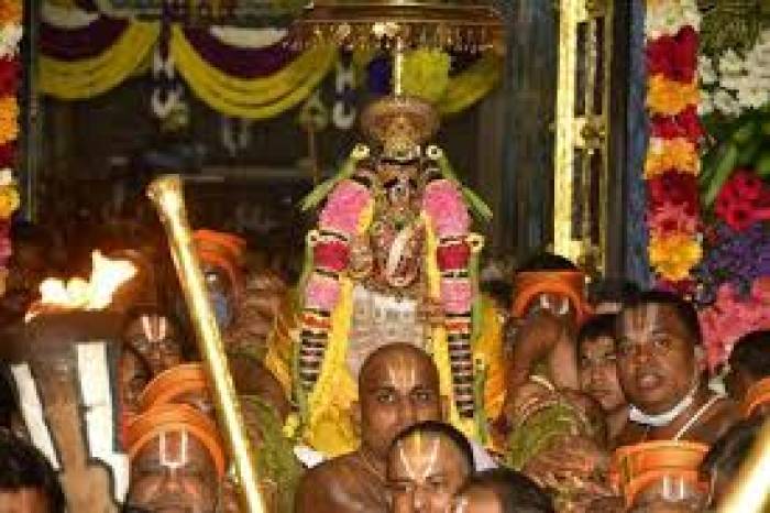 ஶ்ரீரங்கம் ரங்கநாதர் திருக்கோயிலில் இன்று பரமபத வாசல் திறப்பு வைபவம்.