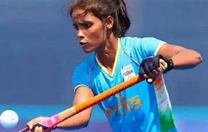 இந்திய ஹாக்கி வீராங்கனை வந்தனாகட்டாரியா ஹாக்கி அரங்கில் இருந்து ஓய்வு பெற்றார்.