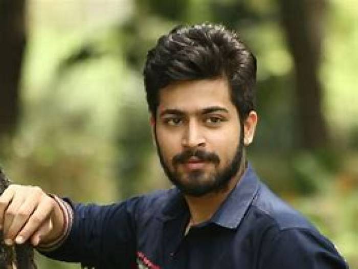 தொடர்ச் சியாக இரு வெற்றி படங்களை கொடுத்த ஹரிஷ் கல்யாண்.