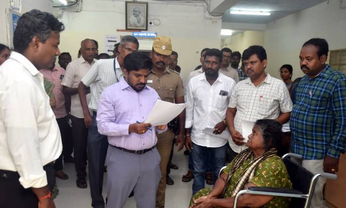 1434-ஆம் பசலி ஆண்டு வருவாய் தீர்வாயம் (ஜமாபந்தி) வருவாய்த் தீர்வாய அலுவலர் மற்றும் மாவட்ட ஆட்சித்தலைவர் அவர்கள் தலைமையில் நடைபெற்றது.