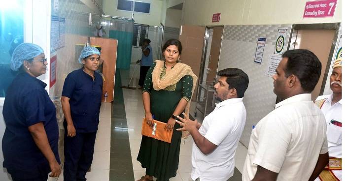 திருவில்லிபுத்தூர் அரசு மருத்துவமனையில் நள்ளிரவில்  மாவட்ட ஆட்சித்தலைவர் அவர்கள் திடீர் ஆய்வு