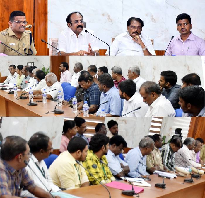 பட்டாசு விபத்துக்களை தடுக்கும் பொருட்டு, பட்டாசு தொழிற்சாலை சங்க பிரதிநிதிகளுடன் நடைபெற்ற பாதுகாப்புக்குழு கூட்டத்தில்  பாதுகாப்பான பட்டாசு உற்பத்தி செய்வது குறித்து அறிவுரை மற்றும் ஆலோசனை.