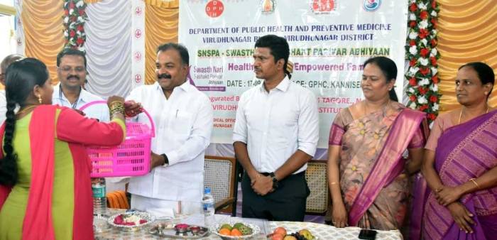 கன்னிச்சேரி புதூர் மேம்படுத்தப்பட்ட அரசு ஆரம்ப சுகாதார நிலையத்தில் பொது சுகாதாரம் மற்றும் நோய் தடுப்பு மருந்துத்துறை சார்பில் ஆரோக்கியமான பெண்கள் வலுவான குடும்பங்களின் ஆதாரம் இயக்கத்தின் கீழ் நடைபெற்ற மருத்துவ முகாம்.