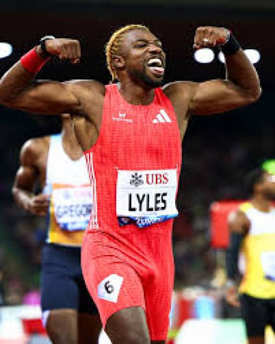 தடகள சாம்பியன்ஷிப் 20 வது சீசன் அமெரிக்காவின் நோவா லைல்ஸ் (19.52) தங்கம் வென்றார்.