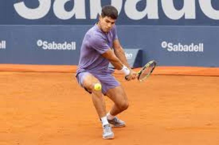 ஏ.டி.பி., டென்னிஸ் அரங்கில் சாதித்தவர்களுக்கான தரவரிசை பட்டியலை வெளியிட்டது .  ஸ்பெயினின் கார்லஸ் அல்காரஸ் 'நம்பர்-1 