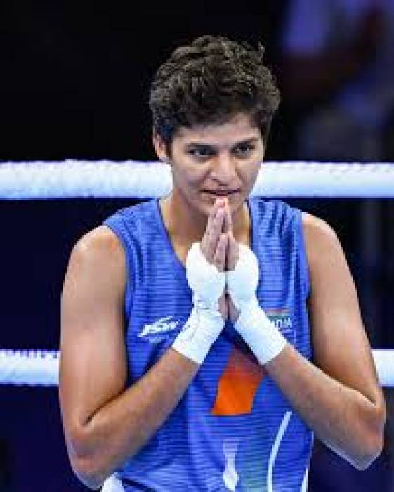 இந்தியாவின் ஜெய்ஸ்மின்லம் போரியா குத்துச்சண்டை பைனலில் …