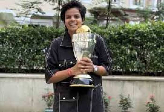 (ஐ.சி.சி.,) விருது பரிந்துரை பட்டியலில் இந்திய அணி துவக்கவீராங்கனை ஷைபாலி வர்மா இடம் பெற்றார்.