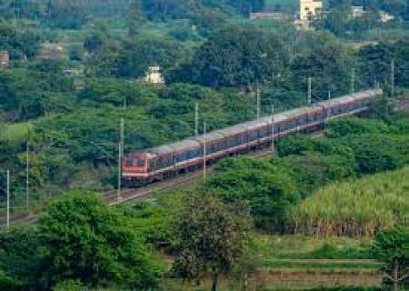 அதிகரித்து வரும் ரயில் பயணிகளிடம் டிக்கெட் முன்பதிவு தொடர்பான மோசடிகள்