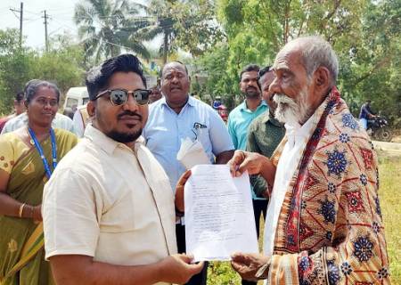 100 சதவீதம் வாக்குப்பதிவை வலியுறுத்தி, வாக்காளர் விழிப்புணர்வு நிகழ்ச்சிகள்