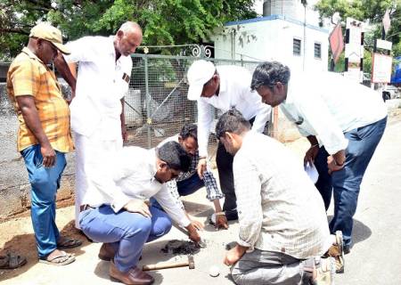 விருதுநகர் மாவட்டத்தின் பல்வேறு பகுதிகளில் நடைபெற்று வரும் வளர்ச்சிப் பணிகள் குறித்து ஆய்வு