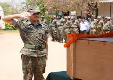 இந்தியாவின்  இந்திய ராணுவ வீரர் ஸ்டீல் மேன் என்று அழைக்கப்பட்ட  நரேந்திர சவுத்ரி