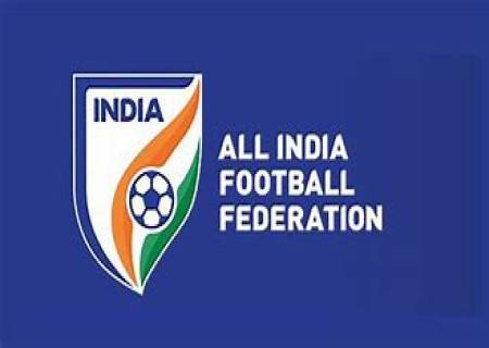 (ஏ.ஐ.எப்.எப்.,)  இந்திய கால்பந்து விருது வழங்கும் விழா.