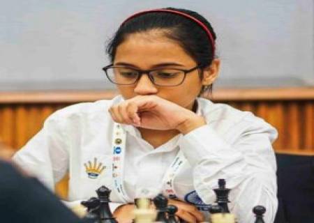 செஸ்:உலக கோப்பை பைனலில்  திவ்யா-ஹம்பி .