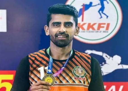 வாழ்வின் பெருமை மிக்க தருணமாக இந்திய ஆண்கள் அணி கேப்டன் பிரதிக் வைகர், பெண்கள் அணியின் நிர்மலாசுதந்திர தின கொண்டாட்டத்தில் இந்திய 'கோ கோ' நட்சத்திரங்கள் கருதுகின்றனர்.