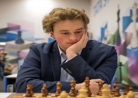 சாலஞ்சர்ஸ் பிரிவு 9வது சுற்றில்சென்னை செஸ் தொடரில் பிரனேஷ், வின்சென்ட் 'சாம்பியன்'