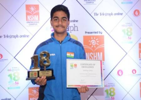 துப்பாக்கிசுடுதல் இந்தியாவின் அபினவ் ஷா, 250.4 புள்ளிகளுடன் முதலிடம் பிடித்து தங்கம் வென்றார்.