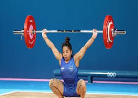 மீராபாய் சானு காமன்வெல்த் பளுதூக்குதலில் தங்கம் வென்று புதிய சாதனை .