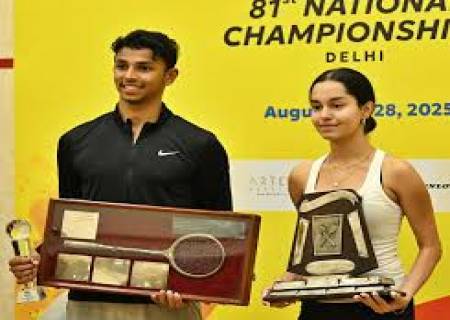வேலவன் செந்தில்குமார்,அனா ஹத்சிங்,  தேசிய ஸ்குவாஷ் தொடரில் சாம்பியன் பட்டம் வென்றனர்.