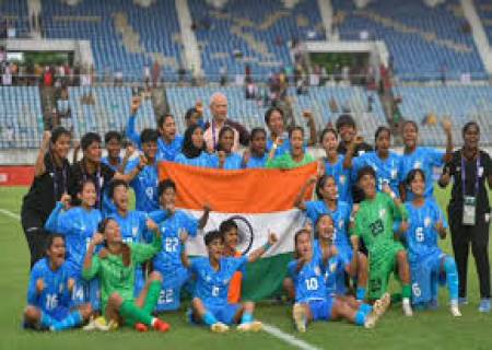 இந்திய பெண்கள்  அணி ஆசிய கால்பந்து போட்டியில் வெற்றி.