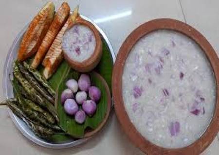 சத்தான உணவிற்கு கம்மங்கூழ் ஏற்றது.