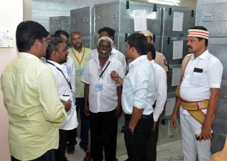 சட்டமன்றத் தேர்தல்-2026-னை முன்னிட்டு, இந்திய தேர்தல் ஆணையத்தின் அறிவுரைகளின்படி, தேர்தலுக்கு பயன்படுத்தப்படும் வாக்குப்பதிவு இயந்திரங்களில் மாதிரி வாக்குப்பதிவு(Mock Poll) பணிகளை மாவட்ட ஆட்சித்தலைவர்  அவர்கள் தொடங்கி வைத்தார்.