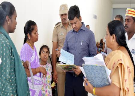 மக்கள் குறைதீர்க்கும் நாள் கூட்டம் மாவட்ட ஆட்சியர் அவர்கள் தலைமையில் நடைபெற்றது.