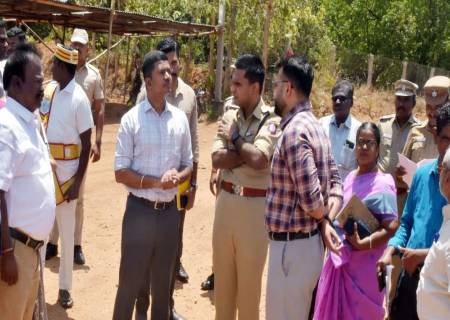 அருள்மிகு சதுரகிரி சுந்தரமகாலிங்கம் திருக்கோவில் ஆடி அமாவாசை திருவிழா முன்னேற்பாடு பணிகளை மாவட்ட ஆட்சித்தலைவர் அவர்கள் பார்வையிட்டு ஆய்வு செய்தார்.