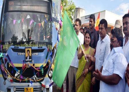கொருக்காம்பட்டி கிராமத்திலிருந்து இராஜபாளையத்திற்கு புதிய பேருந்து சேவை  அமைச்சர் திருமதி கு. ஜெகதீஸ்வரி அவர்கள் தொடங்கி வைத்தார்.