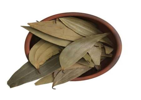 பிரிஞ்சி இலை.