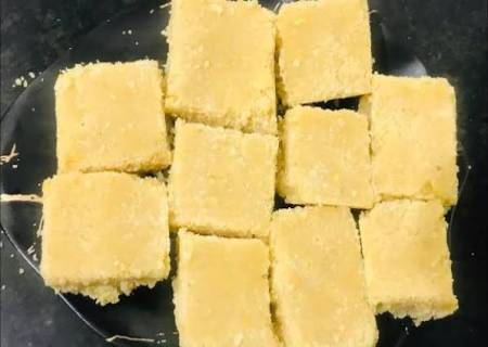 பொட்டுக்கடலை தேங்காய் பர்பி (Pottukadalai Coconut Burfi).