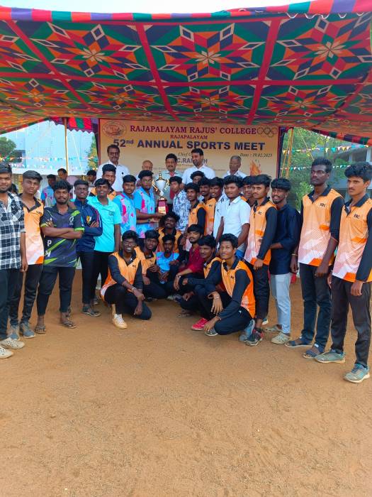 ராஜபாளையம் ராஜுக்கள் கல்லூரியில் 52 வது விளையாட்டு தின விழா.