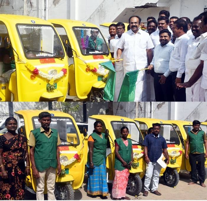 தூய்மைப் பணிகளை மேம்படுத்தும் வகையில்    38 மின்கலன் வாகனங்களை மாவட்ட ஆட்சித்தலைவர்  அவர்கள் தலைமையில்,  நிதி, சுற்றுச்சூழல் மற்றும் காலநிலை மாற்றத்துறை அமைச்சர்  அவர்கள்  தூய்மைப் பணியாளர்களின் பயன்பாட்டிற்கு வழங்கி  துவக்கி வைத்தார்.