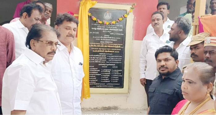 சாத்தூர் நகராட்சி வார்டு-1 பெரியார் நகரில் புதிய பொது விநியோக கடையினை மாவட்ட ஆட்சித்தலைவர்  அவர்கள் பொதுமக்களின் பயன்பாட்டிற்கு திறந்து வைத்தார்