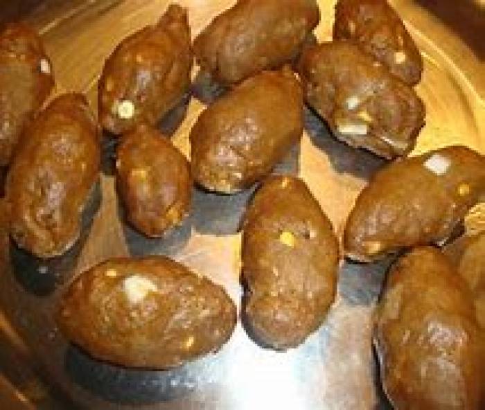 கோதுமை கொழுக்கட்டை சுவையாக இருக்க...