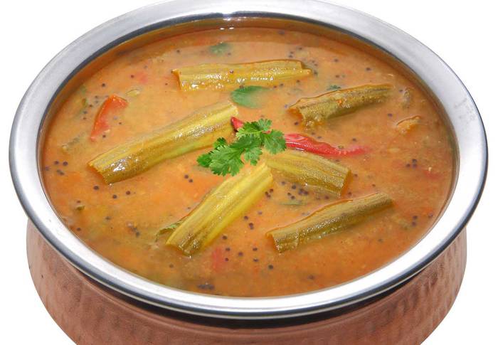 ஒரு கைப்பிடி முருங்கைக்கீரை மற்றும் 2Tbs தேங்காயை நெய்யில் வதக்கி அரைத்து சாம்பாரில் சேர்த்து கொதிக்க விட்டால்…