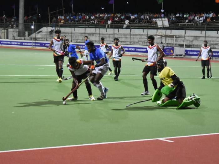 சென்னை எம்.சி.சி. -முருகப்பா தங்கக்கோப்பைக்கான  அகில இந்திய ஹாக்கி போட்டி