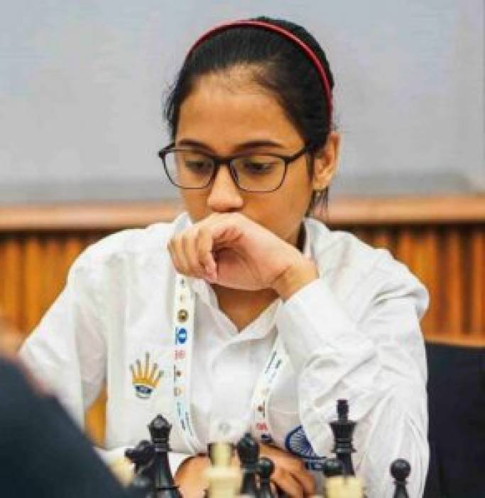 செஸ்:உலக கோப்பை பைனலில்  திவ்யா-ஹம்பி .