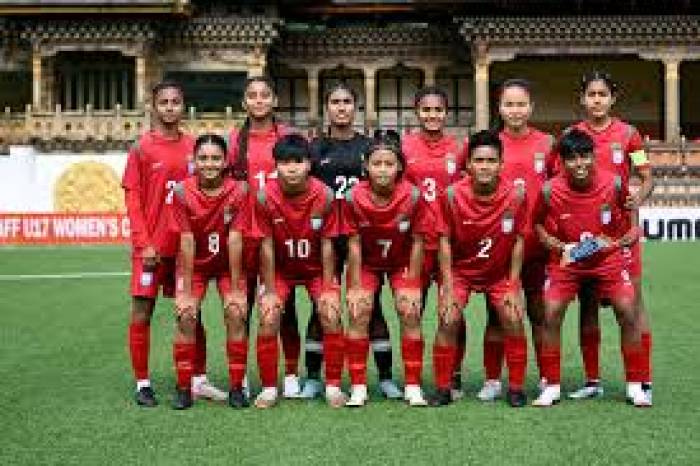 இளம் இந்தியா தெற்காசிய கால்பந்தில் இளம் இந்தியா கோல் மழை பொழிந்தது.