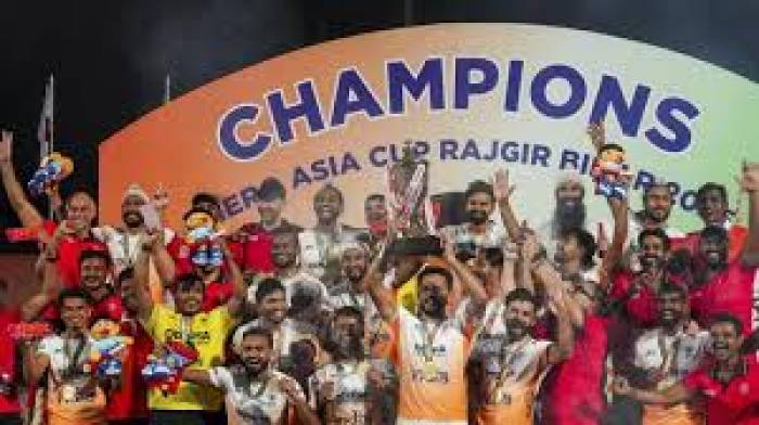 இந்தியா ஆசிய ஹாக்கி சாம்பியன் பைனலில் தென் கொரியாவைவென்று பெல்ஜியம், நெதர்லாந்தில் நடக்கவுள்ள உலக கோப்பை தொடருக்கு தகுதி பெற்றது.