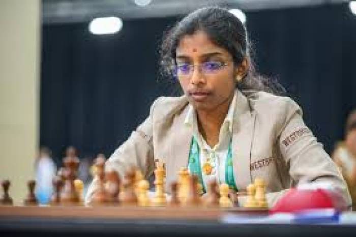 கிராண்ட் சுவிஸ் தொடரில்இரண்டாவது முறையாக வைஷாலி மீண்டும் சாம்பியன்.