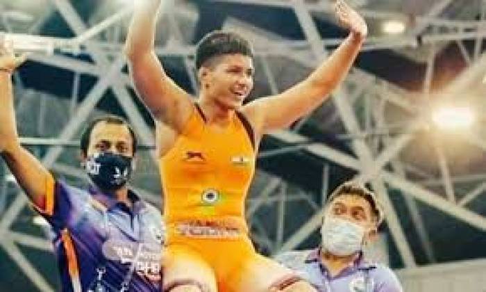 23 வயதுக்கு உட்பட் டோருக்கான உலக மல்யுத்தம் சாம்பியன் ஷிப்தொடரில் பிரியா மாலிக்  , வெண்கலப் பதக்கம் வென்றார்..